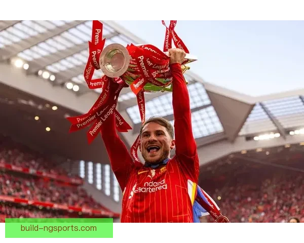 曼联夏窗重建提速新援亮相引爆英超格局之变豪门争锋再起波澜全新