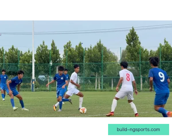 中国足球联赛迎来新赛季强队角逐争冠局势引关注